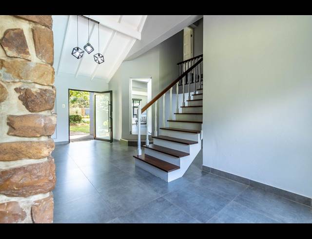 5 BEDROOM HOUSE SOLD IN HENLEY ON KLIP